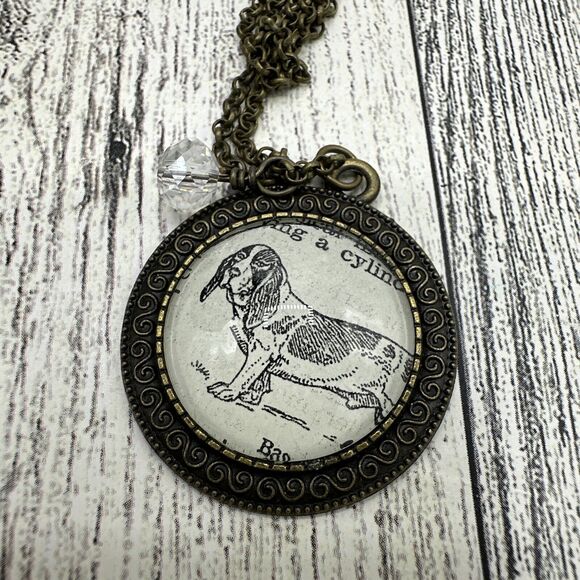 Beagle Dog Round Pendant on 30" Chain Fashion Costume Jewelry Necklace Artisan - Picture 1 of 4